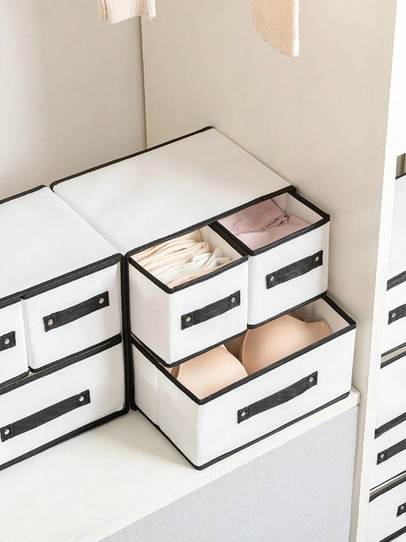 クローゼット用下着収納ボックス 引き出し式ファブリック仕分け｜靴下・下着用覆い付き仕切り付き 寮向け多層収納 デスクトップ多目的収納