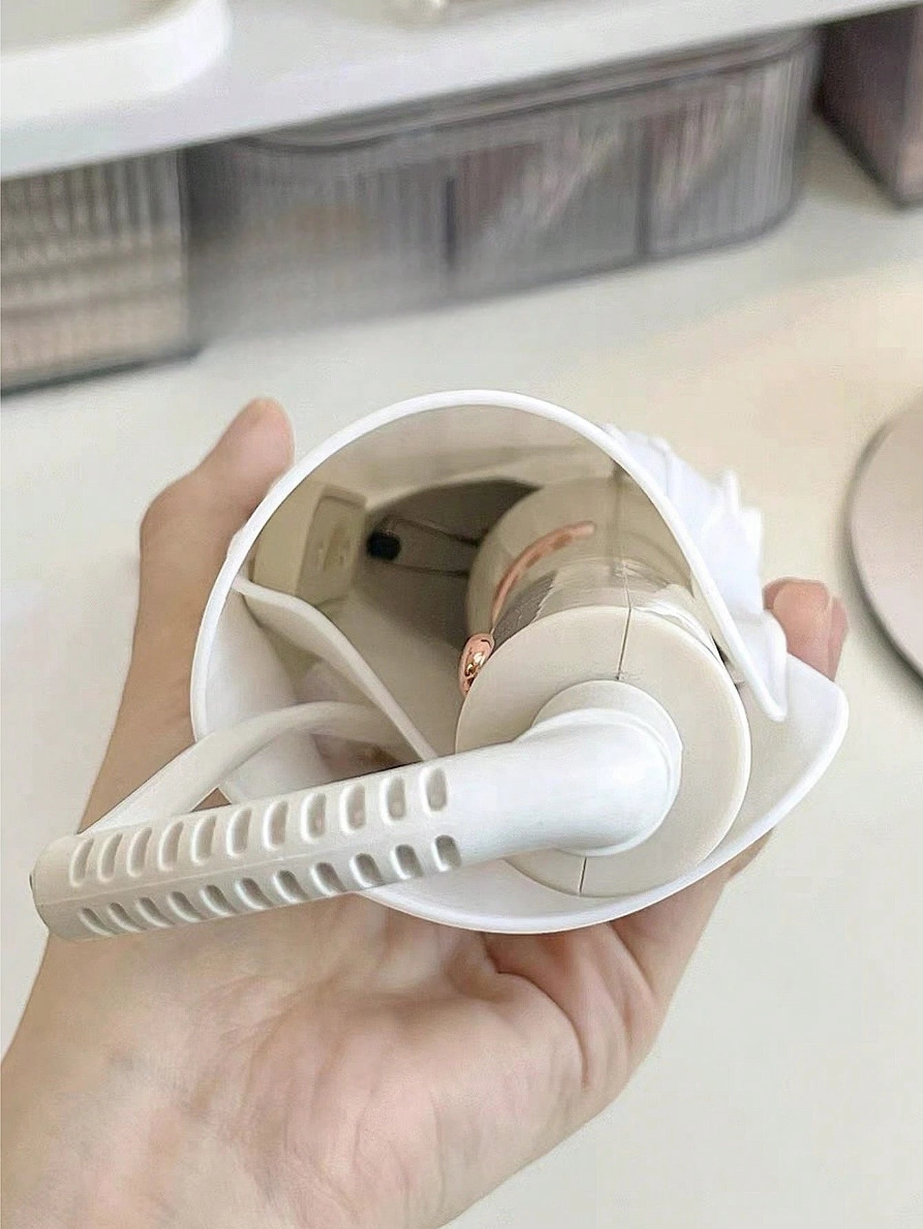 シリコン耐熱マット ストレートアイアン保護カバー デリケートシンプルデザイン 複数色 ポータブル トラベル用 熱絶縁機能付き